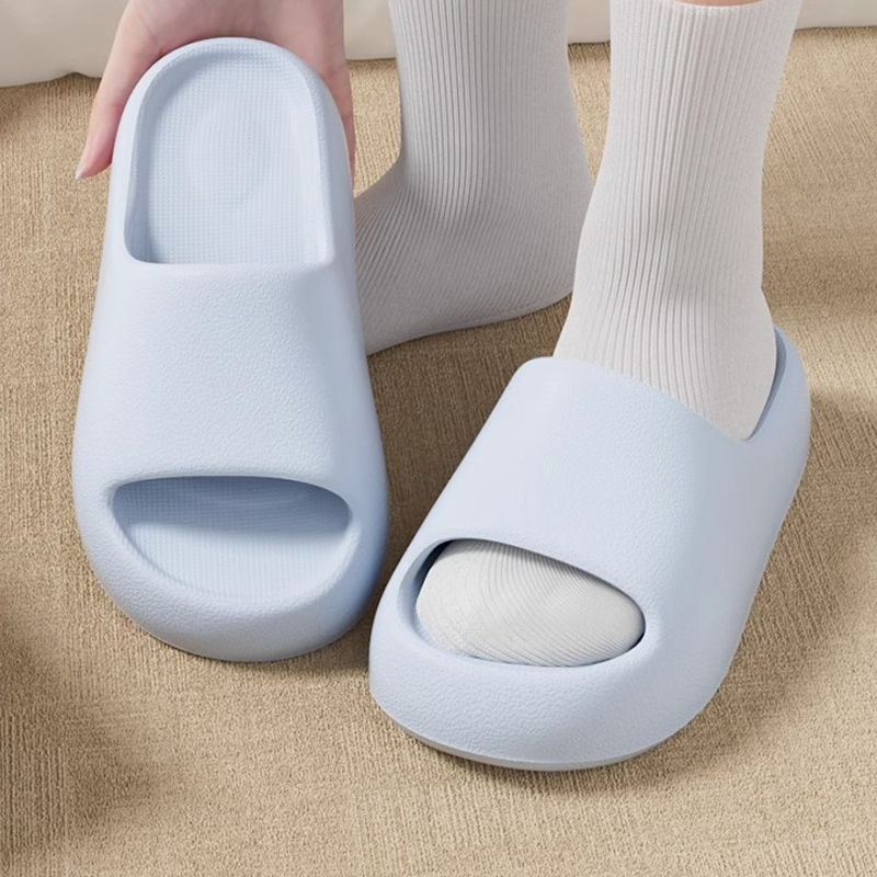 Pantuflas de casa para mujer,  - Sneaker Care Set reseña y precio