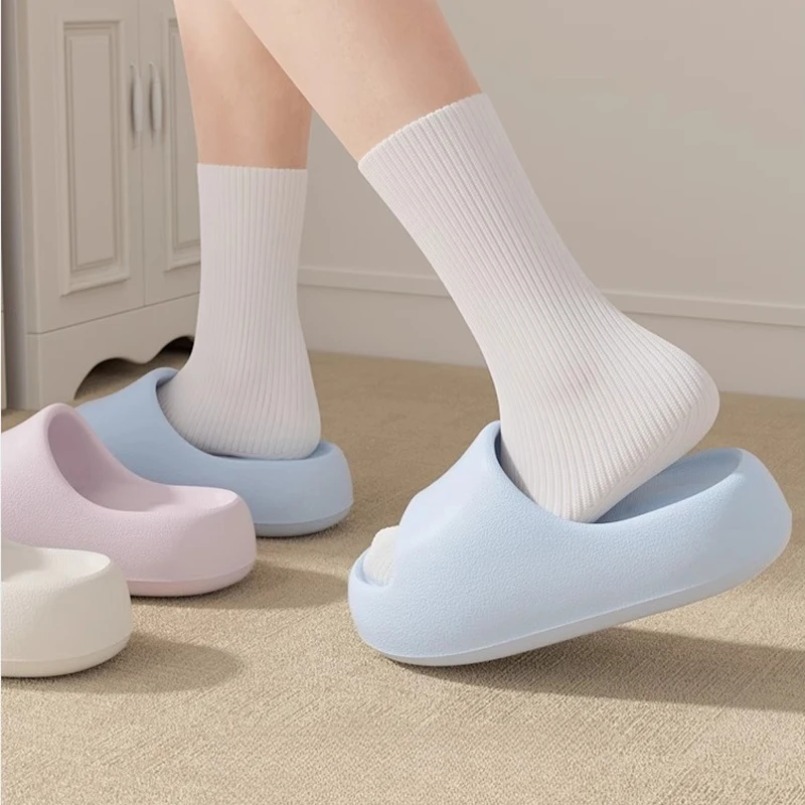 Pantuflas de casa para mujer,  - Sneaker Care Set reseña y precio